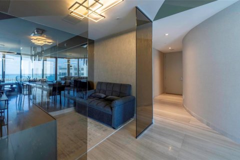 Copropriété à louer à Sunny Isles Beach, Floride: 2 chambres, 151.8 m2 № 2013534 - photo 8