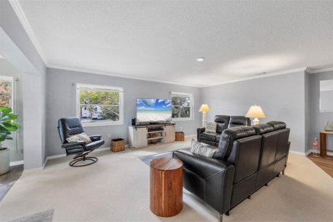 Condo in Saint Petersburg, Florida, 2 bedrooms  № 2396207 - photo 12