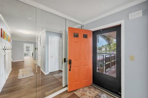Condo in Saint Petersburg, Florida, 2 bedrooms  № 2396207 - photo 5