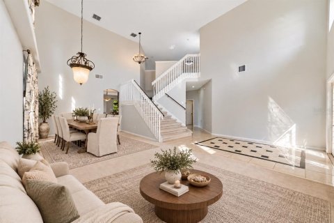 Villa ou maison à vendre à Orlando, Floride: 4 chambres, 311.69 m2 № 2414945 - photo 4
