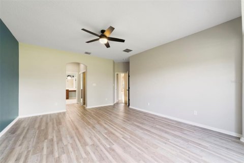 Villa ou maison à vendre à Orlando, Floride: 4 chambres, 311.69 m2 № 2414945 - photo 15