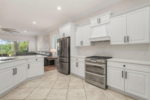 Villa ou maison à vendre à Kissimmee, Floride: 5 chambres, 433.3 m2 № 2400918 - photo 11