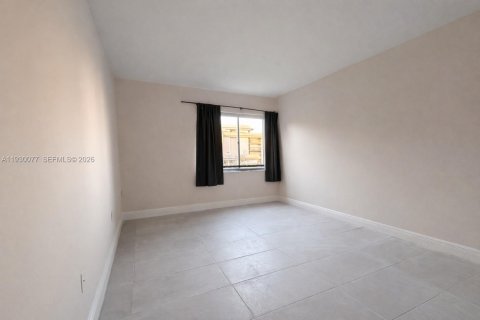 Снять в аренду кондоминиум в Плантация, Флорида 2 спальни, 98.2м2, № 1988909 - фото 15