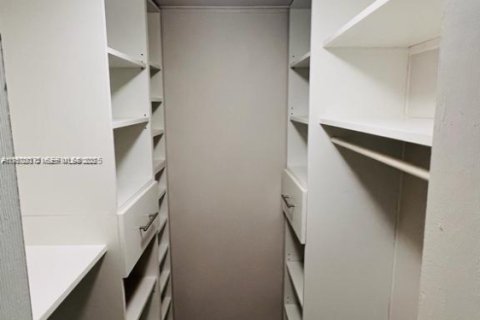 Copropriété à louer à Plantation, Floride: 2 chambres, 98.2 m2 № 1988909 - photo 10