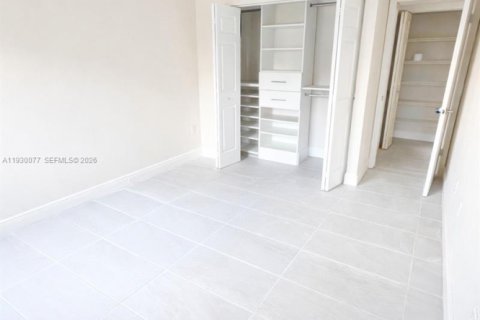 Снять в аренду кондоминиум в Плантация, Флорида 2 спальни, 98.2м2, № 1988909 - фото 16