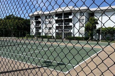Copropriété à louer à Plantation, Floride: 2 chambres, 98.2 m2 № 1988909 - photo 13