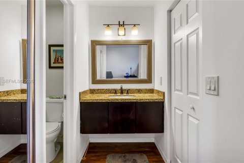 Touwnhouse à vendre à Pembroke Pines, Floride: 3 chambres, 136.75 m2 № 2249440 - photo 22