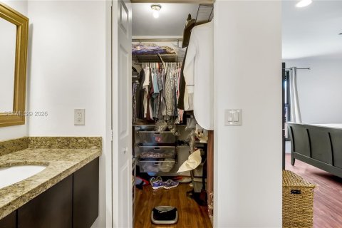 Touwnhouse à vendre à Pembroke Pines, Floride: 3 chambres, 136.75 m2 № 2249440 - photo 24