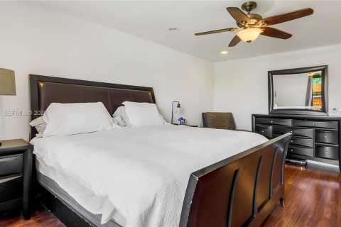 Touwnhouse à vendre à Pembroke Pines, Floride: 3 chambres, 136.75 m2 № 2249440 - photo 20