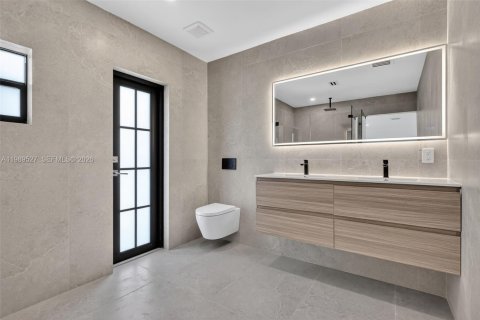 Villa ou maison à louer à Hallandale Beach, Floride: 5 chambres, 277.59 m2 № 2059316 - photo 20