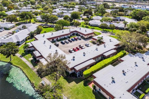 Купить кондоминиум в Лейк-Уорт, Флорида 2 спальни, 87.42м2, № 2011222 - фото 25