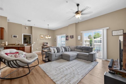 Condo in Sanford, Florida, 2 bedrooms  № 2091711 - photo 6