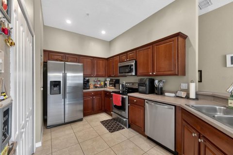 Condo in Sanford, Florida, 2 bedrooms  № 2091711 - photo 8
