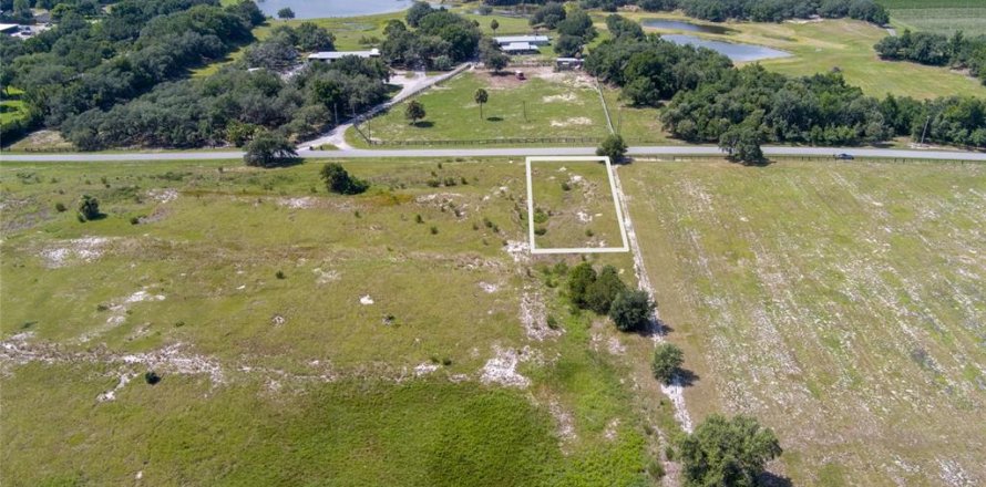 Terreno en Haines City, Florida № 2221231
