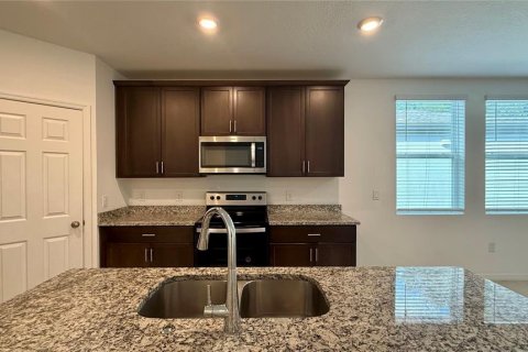 Villa ou maison à louer à Winter Haven, Floride: 3 chambres, 161.09 m2 № 2431138 - photo 7