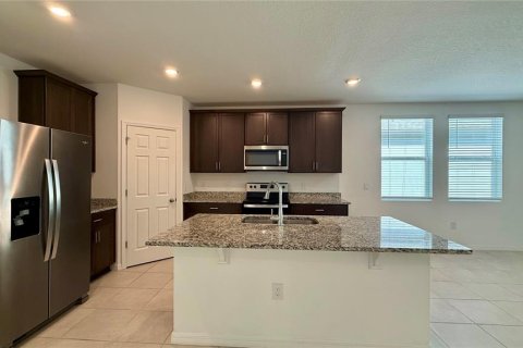 Villa ou maison à louer à Winter Haven, Floride: 3 chambres, 161.09 m2 № 2431138 - photo 9