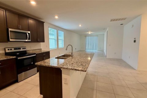 Villa ou maison à louer à Winter Haven, Floride: 3 chambres, 161.09 m2 № 2431138 - photo 6