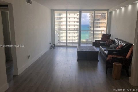 Copropriété à vendre à Miami Beach, Floride: 2 chambres, 110.55 m2 № 1893033 - photo 4