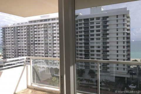 Copropriété à vendre à Miami Beach, Floride: 2 chambres, 110.55 m2 № 1893033 - photo 5