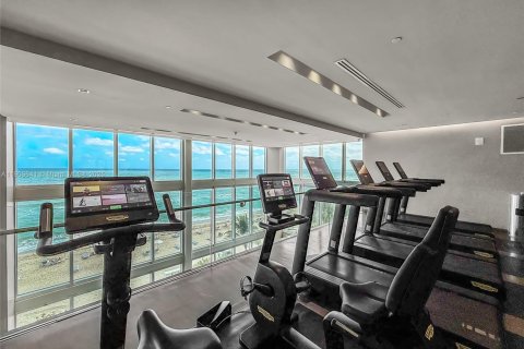 Copropriété à vendre à Hallandale Beach, Floride: 2 chambres, 145.95 m2 № 1954765 - photo 13