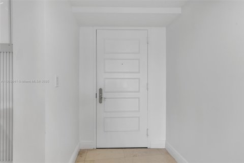 Copropriété à vendre à Hallandale Beach, Floride: 2 chambres, 145.95 m2 № 1954765 - photo 21