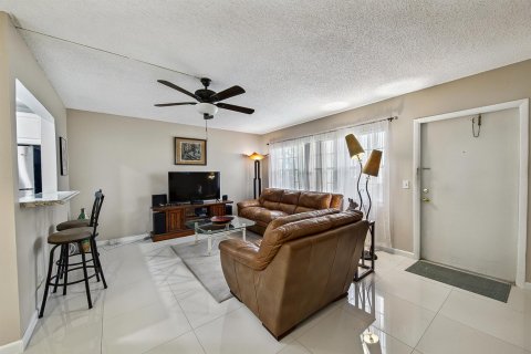 Copropriété à louer à Boca Raton, Floride: 1 chambre, 65.22 m2 № 2086077 - photo 13