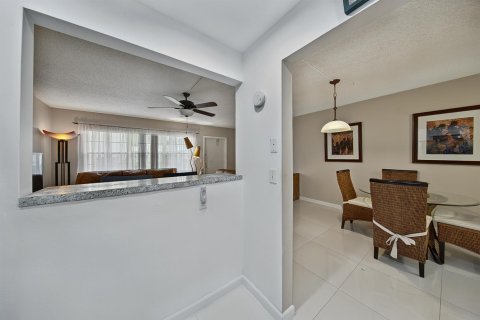 Copropriété à louer à Boca Raton, Floride: 1 chambre, 65.22 m2 № 2086077 - photo 8