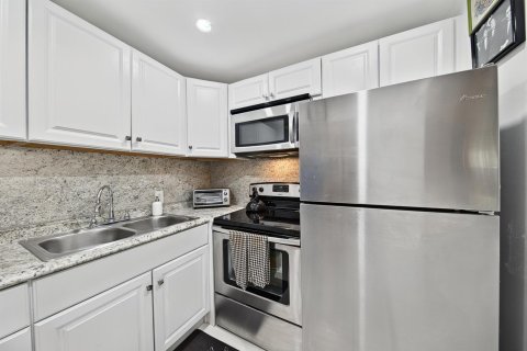 Copropriété à louer à Boca Raton, Floride: 1 chambre, 65.22 m2 № 2086077 - photo 4