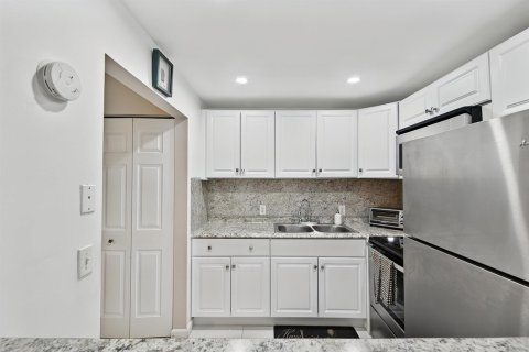 Copropriété à louer à Boca Raton, Floride: 1 chambre, 65.22 m2 № 2086077 - photo 3