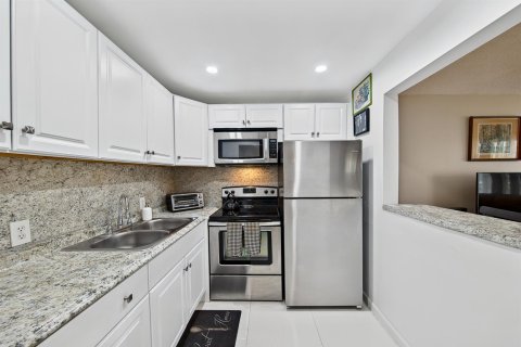 Copropriété à louer à Boca Raton, Floride: 1 chambre, 65.22 m2 № 2086077 - photo 2
