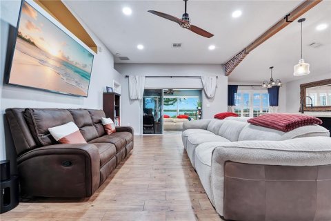 Villa ou maison à vendre à Tavares, Floride: 3 chambres, 149.85 m2 № 2377495 - photo 6