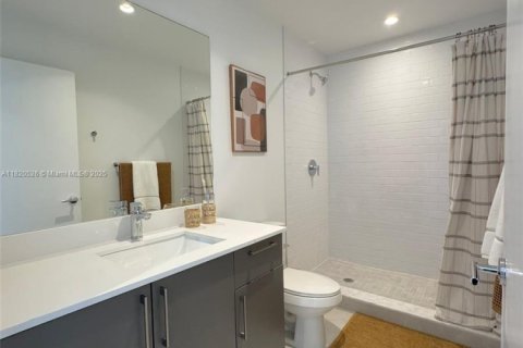 Apartment in Miami, Florida 1 bedroom, 60.67 sq.m. № 1937501 - photo 11
