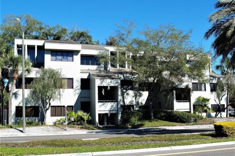 Propiedad comercial en venta en Tampa, Florida, 117.06 m2 № 1273003 - foto 21