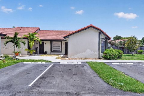 Купить кондоминиум в Майами, Флорида 3 спальни, 99.41м2, № 2270819 - фото 5
