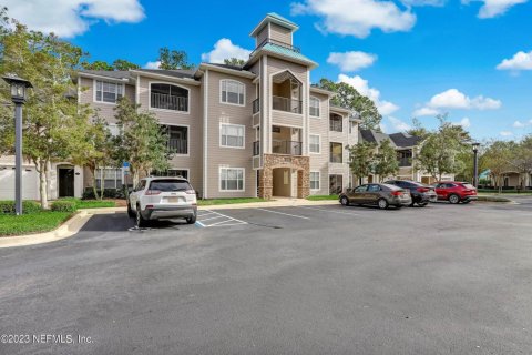 Condo in Saint Augustine, Florida, 2 bedrooms  № 817777 - photo 1