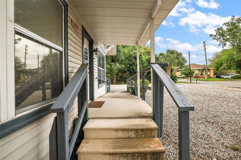 Commercial property in Tavares, Florida 224.08 sq.m. № 1793564 - photo 2