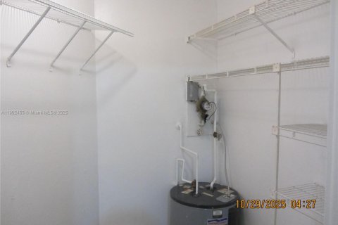 Condominio en alquiler en Doral, Florida, 1 dormitorio, 65.96 m2 № 1953865 - foto 24