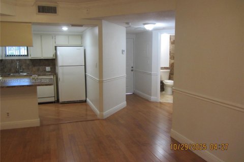 Condominio en alquiler en Doral, Florida, 1 dormitorio, 65.96 m2 № 1953865 - foto 23