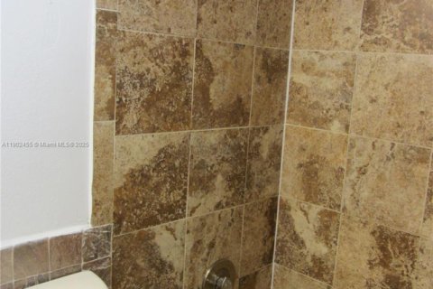 Condominio en alquiler en Doral, Florida, 1 dormitorio, 65.96 m2 № 1953865 - foto 27