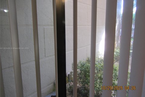Condominio en alquiler en Doral, Florida, 1 dormitorio, 65.96 m2 № 1953865 - foto 21