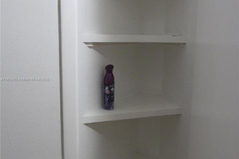 Condominio en alquiler en Doral, Florida, 1 dormitorio, 65.96 m2 № 1953865 - foto 29