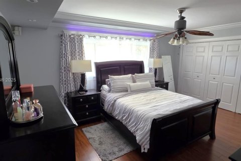 Adosado en venta en Sunrise, Florida, 2 dormitorios, 132.66 m2 № 1925814 - foto 10
