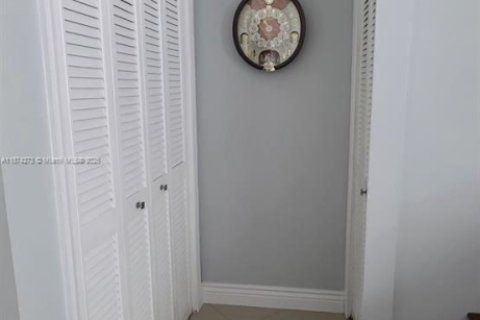 Adosado en venta en Sunrise, Florida, 2 dormitorios, 132.66 m2 № 1925814 - foto 22