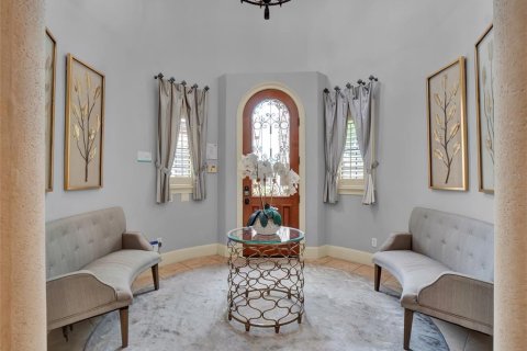 House in Four Corners, Florida 7 bedrooms, 549.7 sq.m. № 1884845 - photo 19