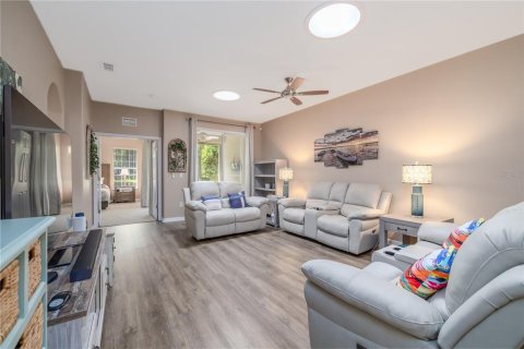 Adosado en venta en New Smyrna Beach, Florida, 3 dormitorios, 182.18 m2 № 2091721 - foto 19