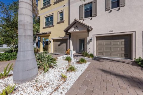 Touwnhouse à vendre à Sarasota, Floride: 4 chambres, 162.11 m2 № 1565369 - photo 3