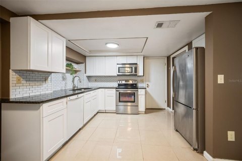 Casa en venta en Holiday, Florida, 2 dormitorios, 111.48 m2 № 1840104 - foto 10