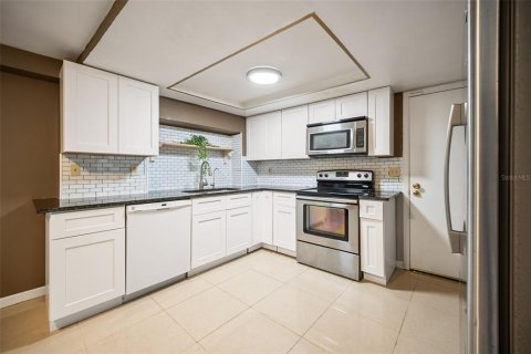 Casa en venta en Holiday, Florida, 2 dormitorios, 111.48 m2 № 1840104 - foto 11