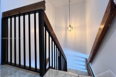 Купить таунхаус в Дорал, Флорида 2 спальни, 133.69м2, № 1946884 - фото 5