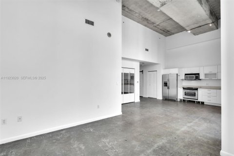 Купить кондоминиум в Майами, Флорида 1 спальня, 57.6м2, № 1985743 - фото 15